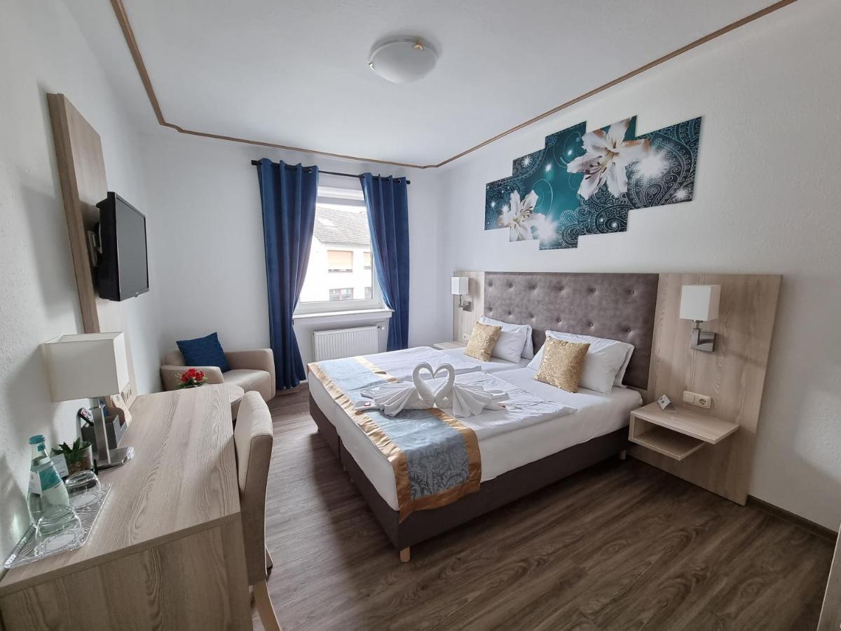 Hotel Medebach - Zum Schwanenkoenig Extérieur photo